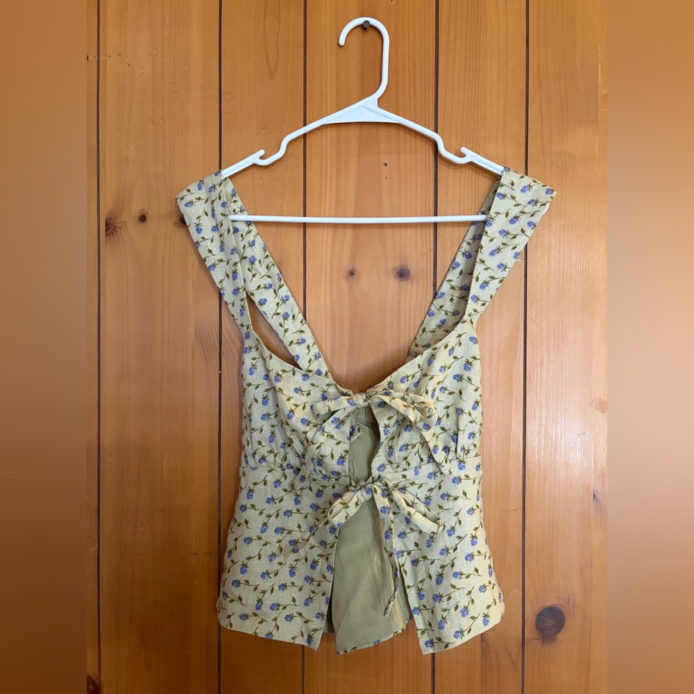 Reformation Top- Size 6